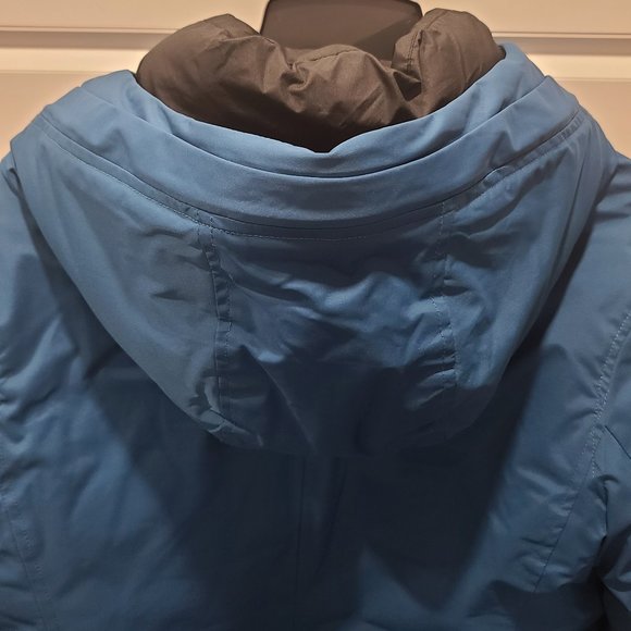 KANUK LAURIER Winter Blue Jacket - Picture 9 of 16